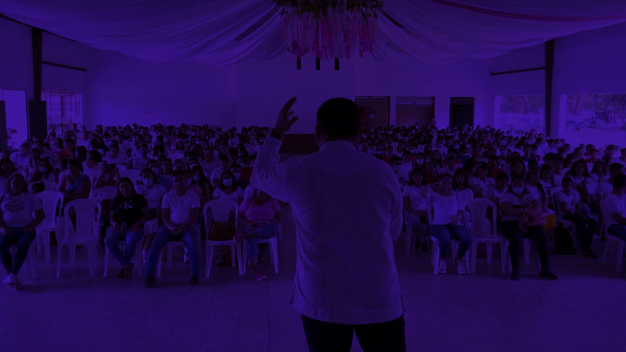 Sala llena · Petén